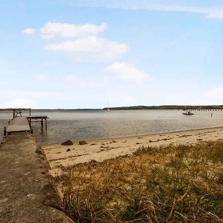 Exclusive Location At The Water's Edge