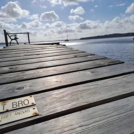 بيت للعطل Exclusive Location At The Waters Edge كولدينغ