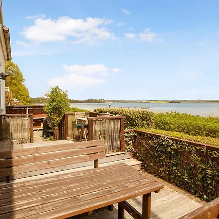 Prázdninový dům Exclusive Location At The Waters Edge Kolding